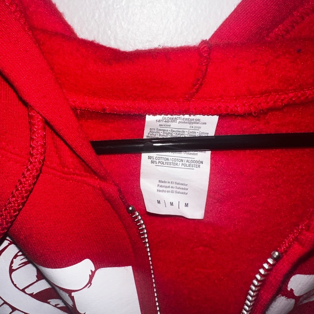 Simplicity skeleton zip up